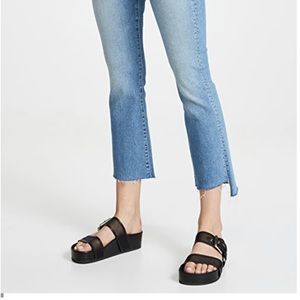 MOTHER Insider Crop Step Fray in Shoot To Thrill Size 26.